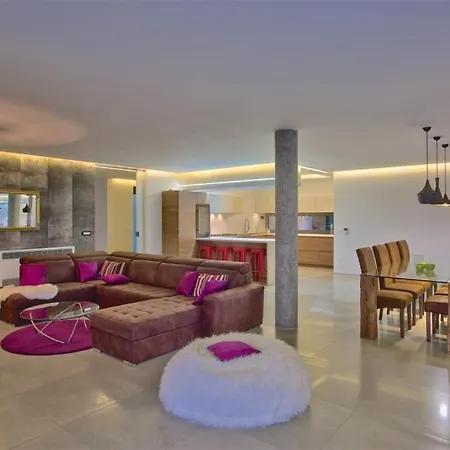 House In With Sea View, Terrace, Air Conditioning, Wi-fi Visnjan